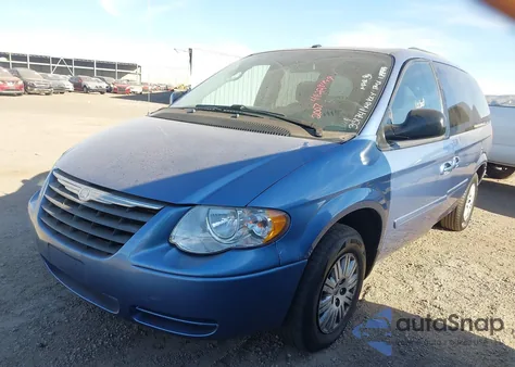 2007 Chrysler Town & Country Lx from USA, damaged, VIN 2A4GP44R27R351741